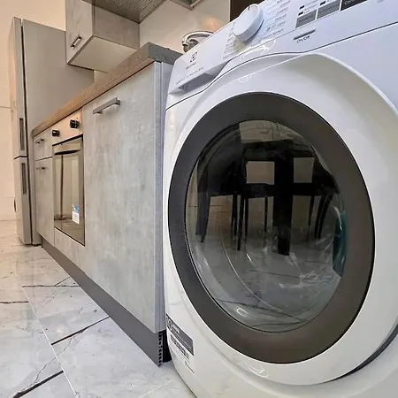 Urban House - Modern Flat Navigli Center * Milano